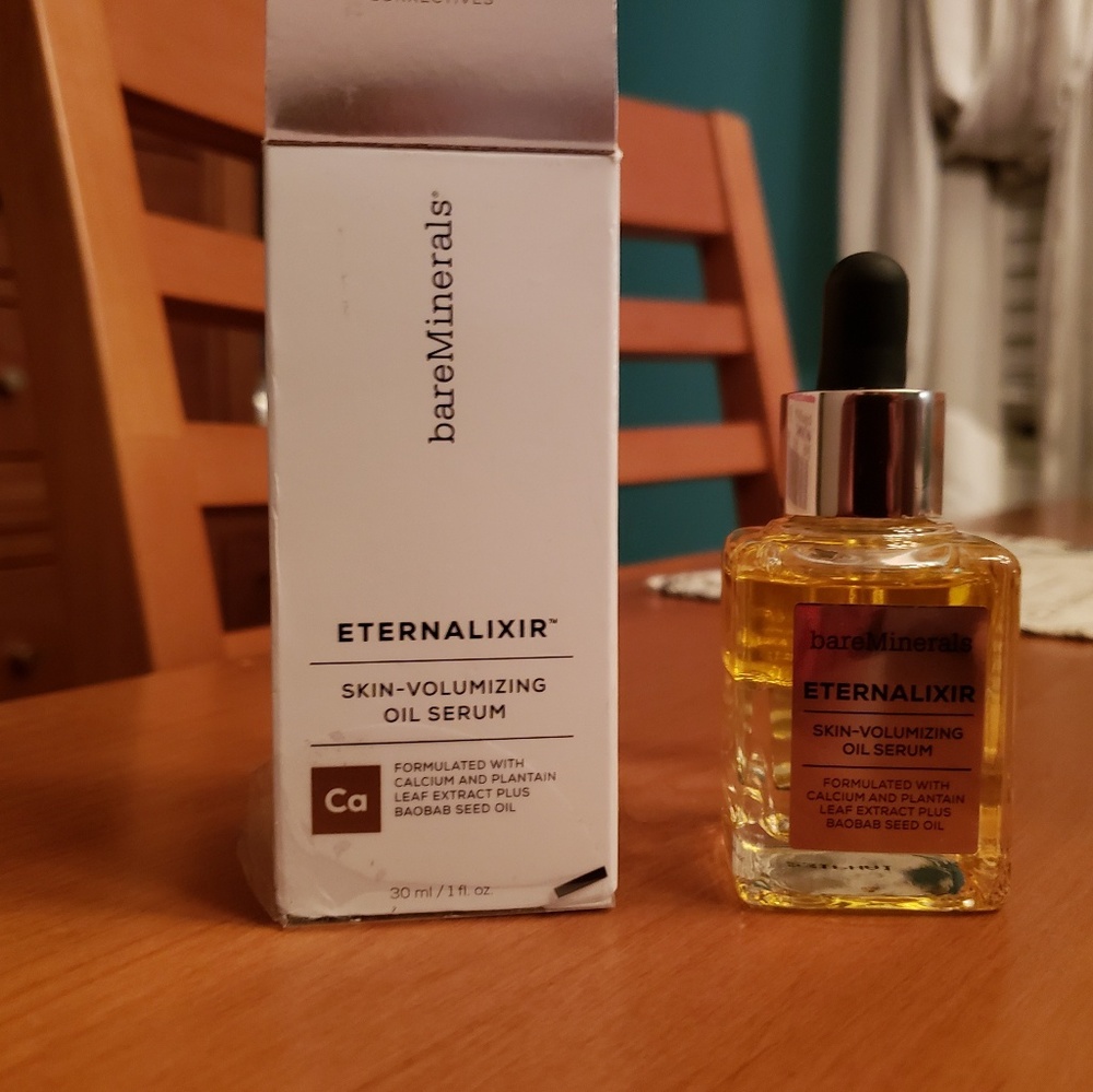 Facial skin oil